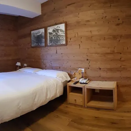 Soldanella Hotel 2*